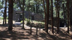 Hauptgebäude des Campingplatzes in der Caldera de Taburiente auf La Palma