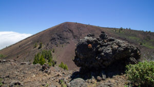 Blick zum Gipfel des Pico Birigoyo im Naturpark Cumbre Vieja auf La Palma