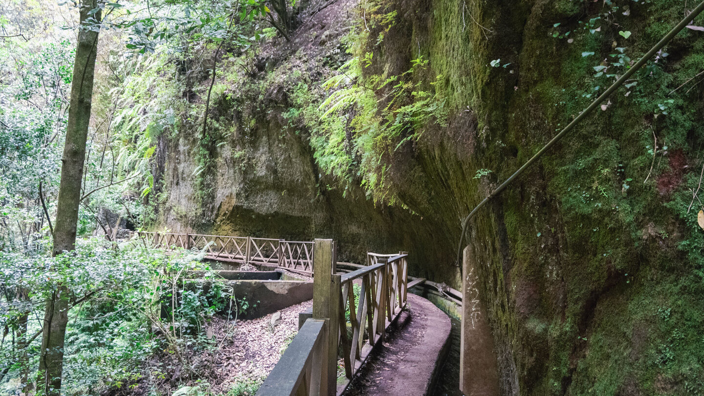 Die Naturschwimmbecken Charco Azul bei San Andrés – Meerwasserbecken im Lavagestein an der Nordostküste La Palmas
