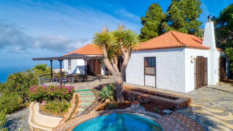 Ob Finca mit Garten oder Ferienhaus mit Meerblick – bei Clarioso findet jeder Geschmack sein Zuhause auf Zeit.