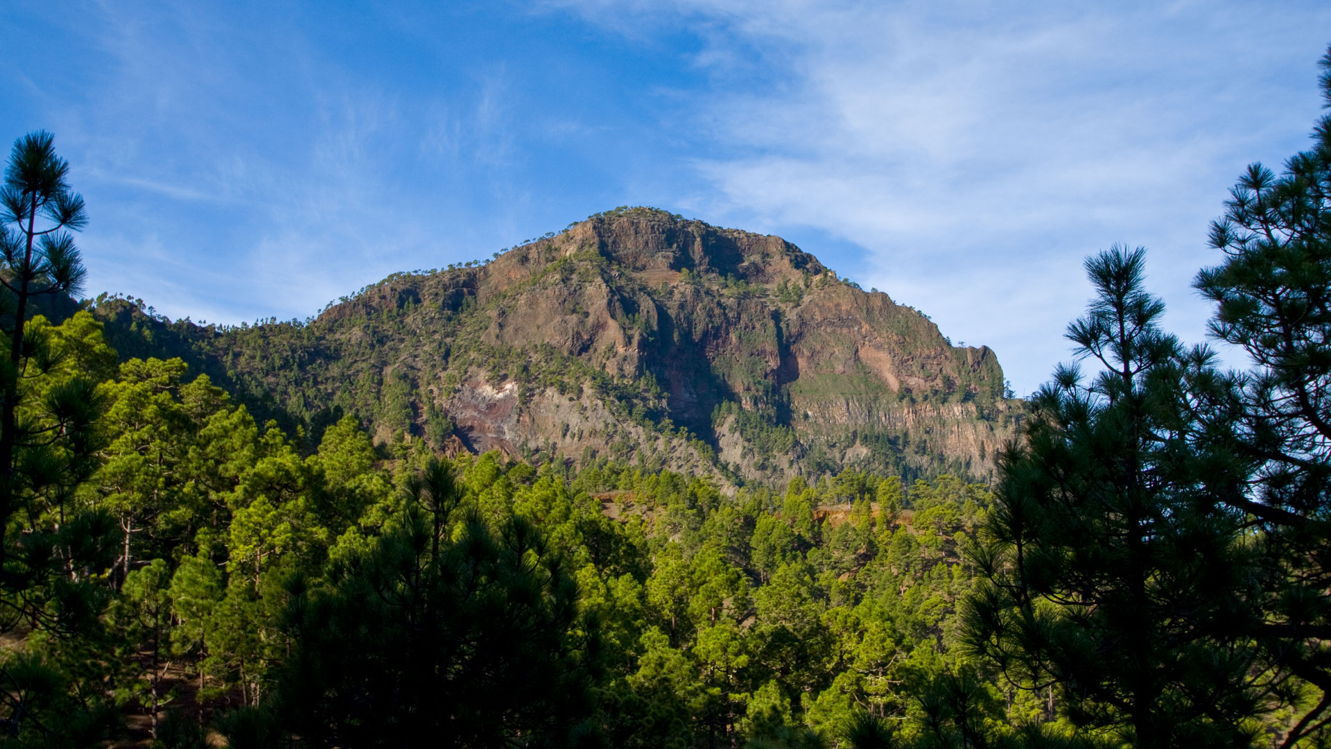 Blick auf den Pico Bejenado (1.854 m) am Südrand der Caldera de Taburiente