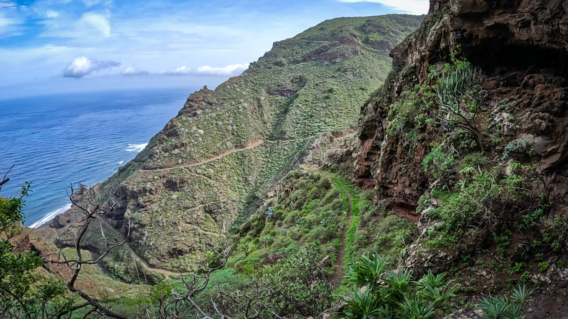 Historischer Camino Real an der Nordküste La Palmas beim Barranco de los Hombres