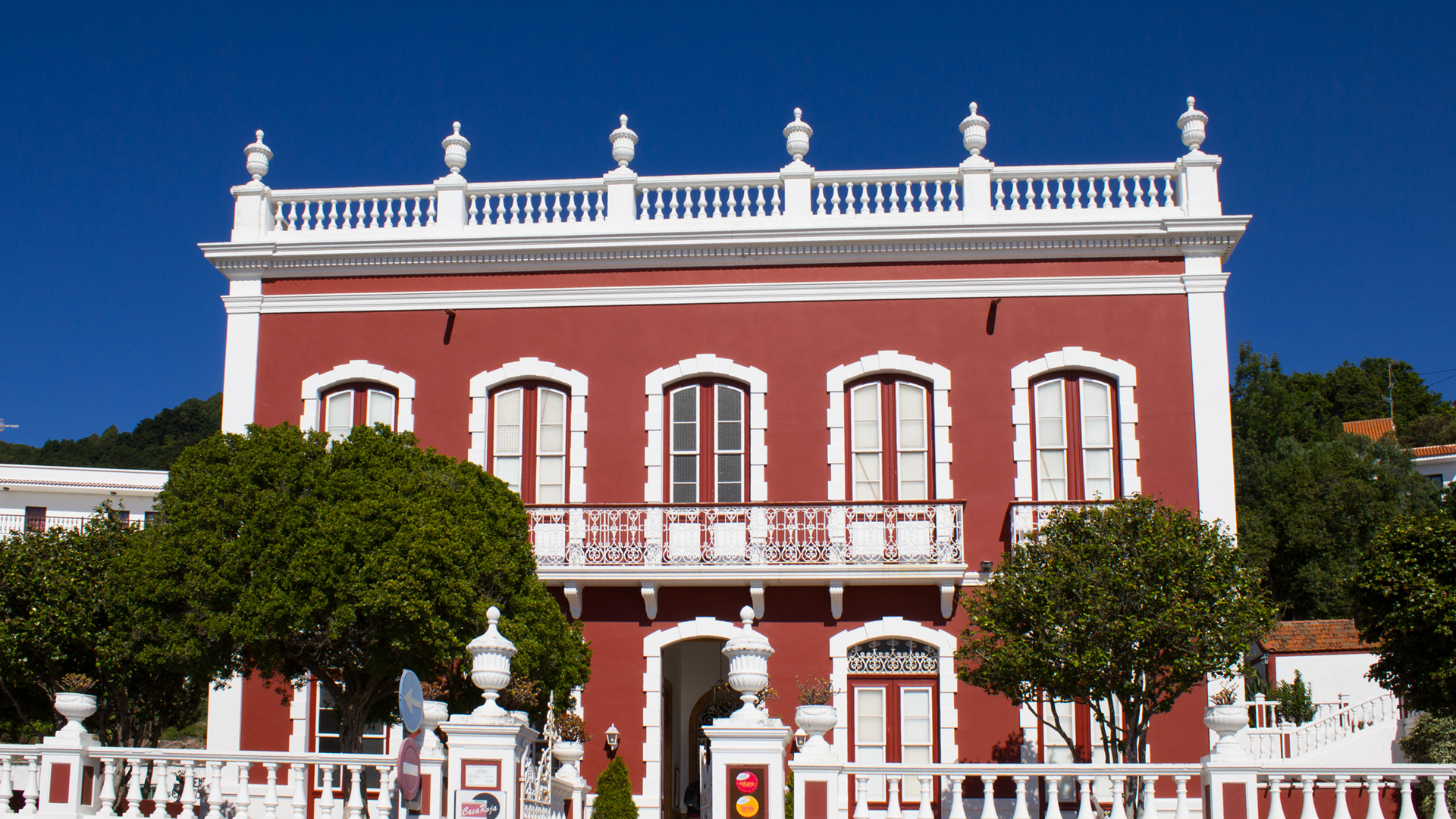 Museo la Casa Roja Mazo — Stickerei und Fronleichnamstradition La Palmas.