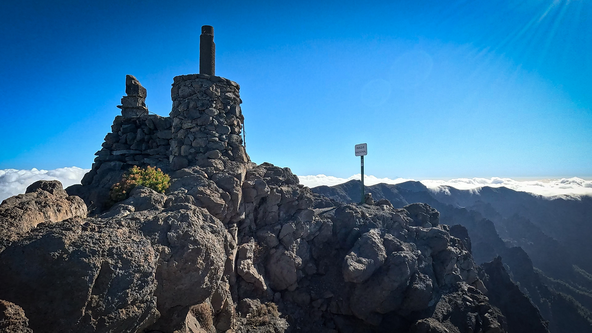 Pico Fuente Nueva (2.366 m) auf der Ruta de Crestería