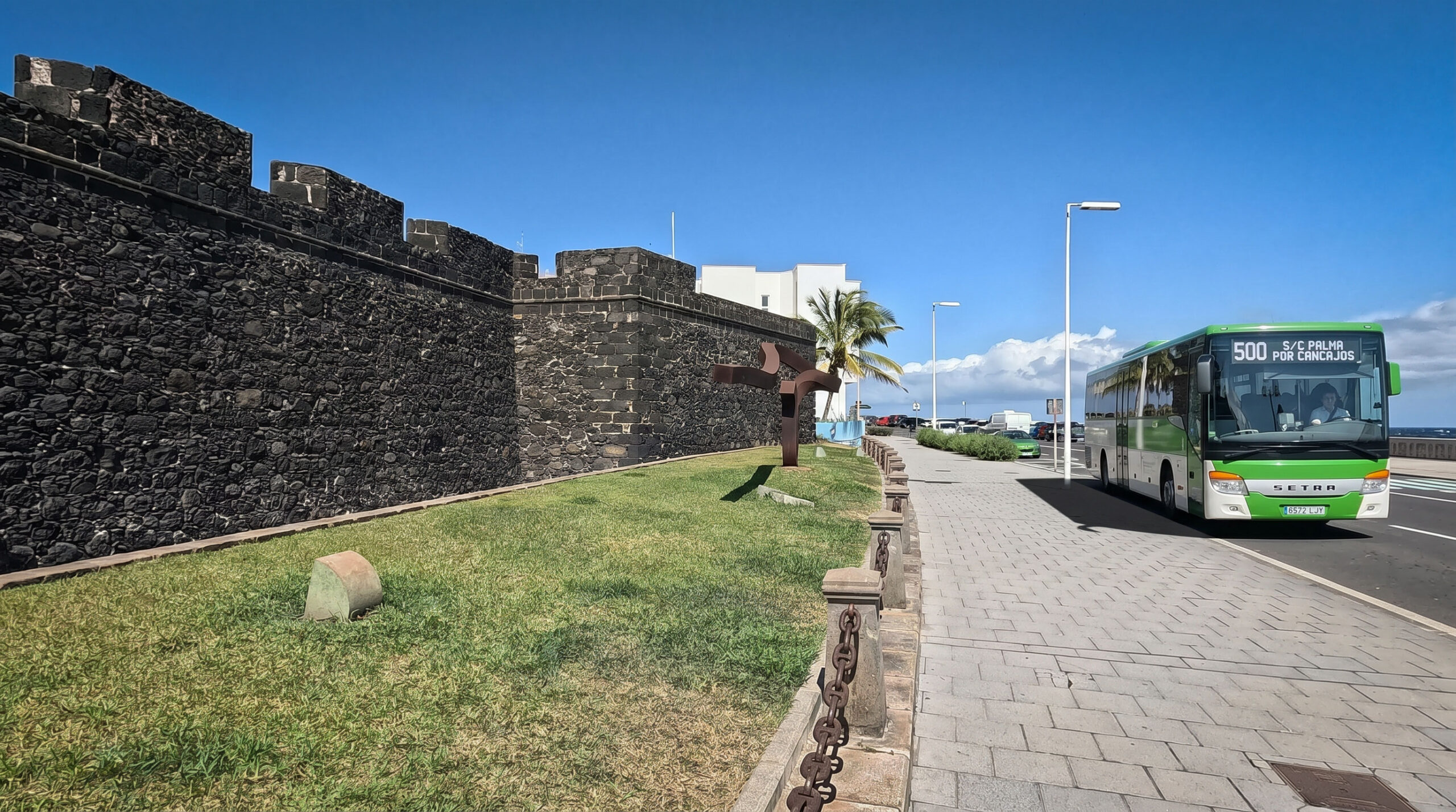 Guagua auf La Palma – das TILP-Busnetz verbindet fast alle Orte der Insel
