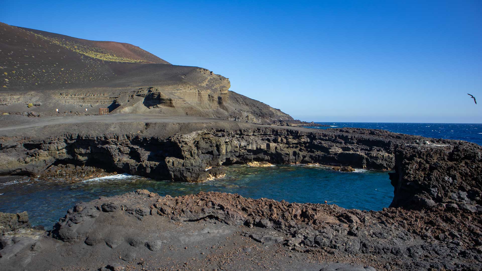 Zerklüftete Küste bei der Playa de Las Cabras – Südspitze La Palmas
