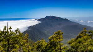Die Passatwolken teilen La Palma klimatisch in zwei Hälften