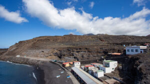 Die Playa del Faro – Kiesstrand direkt unterhalb der Leuchttürme von Fuencaliente an der Südspitze La Palmas