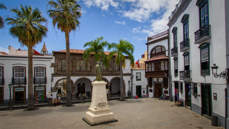 Rathaus an der Plaza de España im Zentrum von Santa Cruz de La Palma