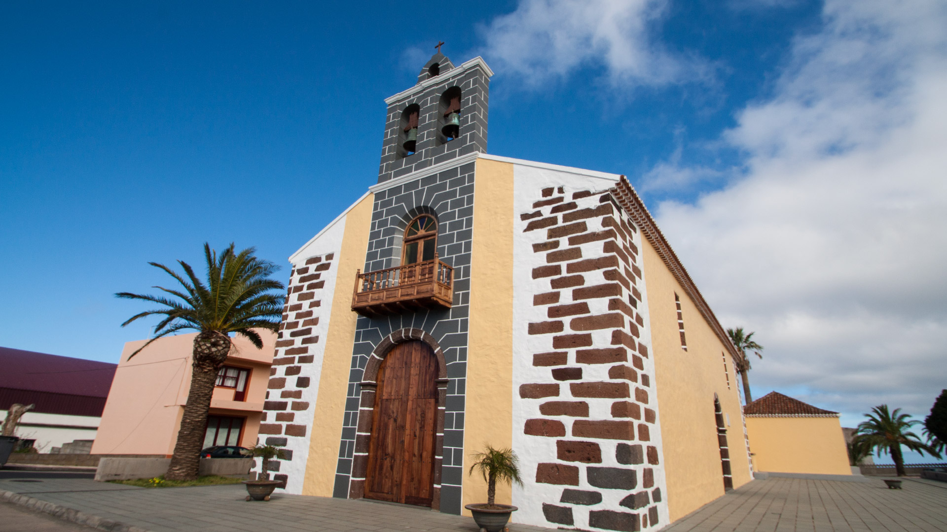 glesia de Nuestra Señora del Rosario in Barlovento.