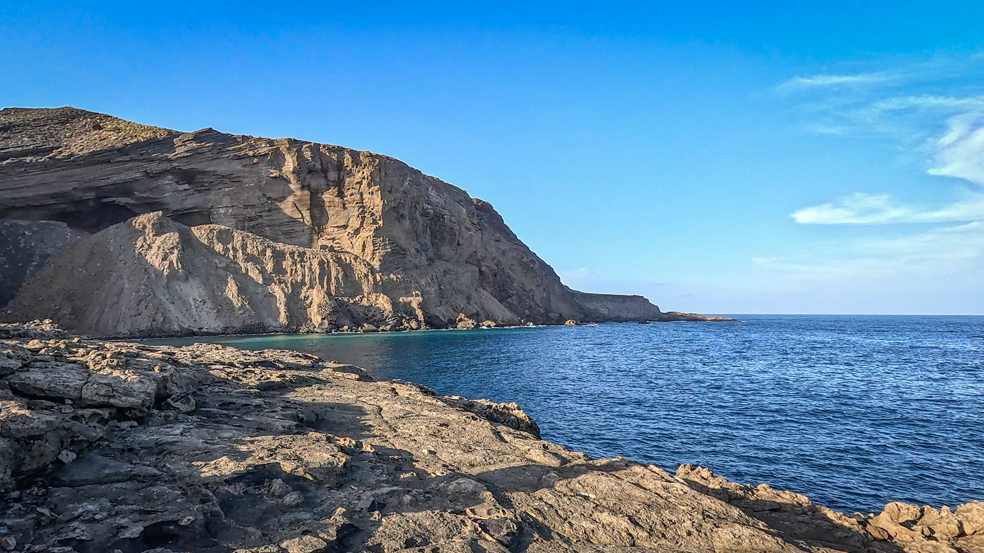 Lavaklippen an der Punta de Boga – raue Südostküste La Palmas