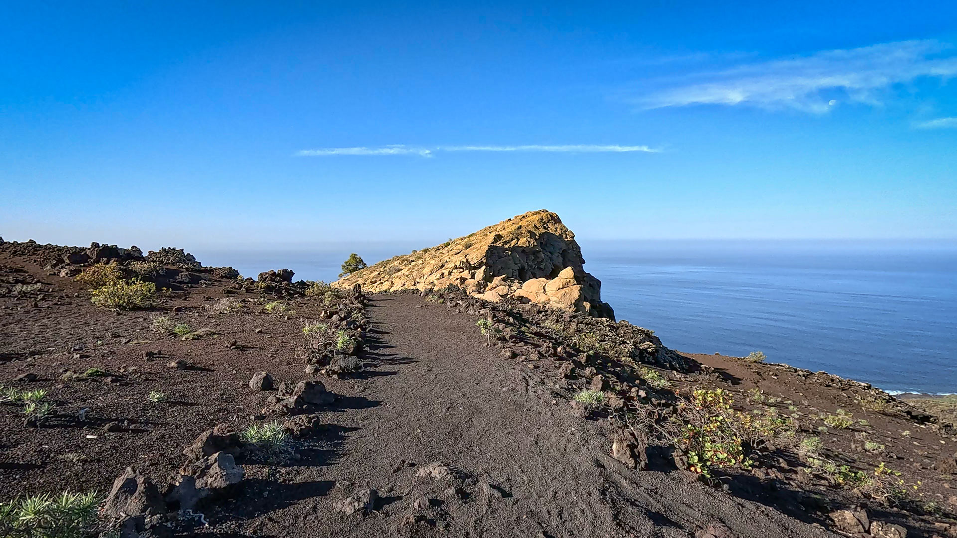 Wanderung zum Roque Teneguía – Vulkanlandschaft im Süden La Palmas