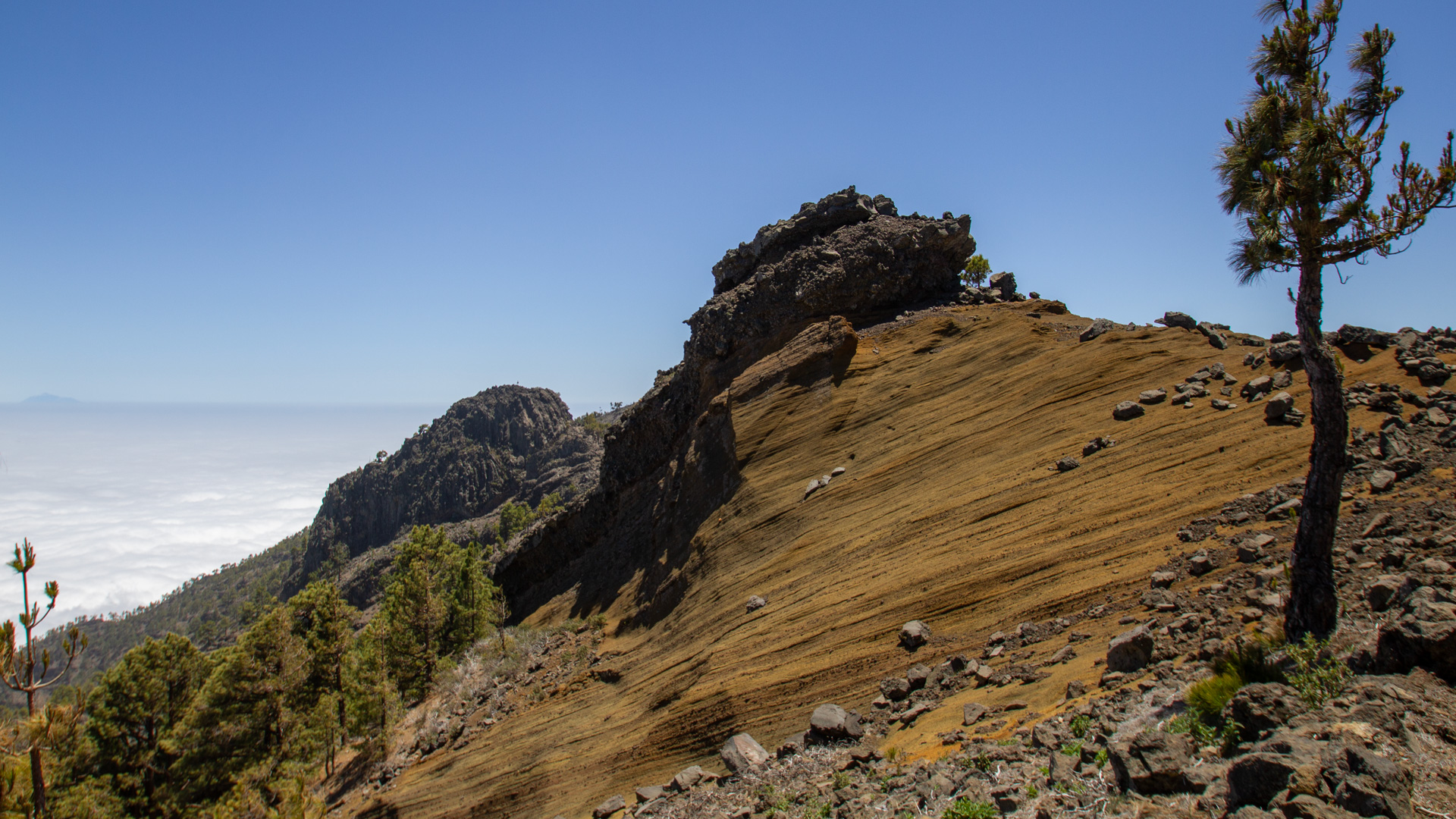 uta de la Crestería am Rande der imposanten Caldera de Taburiente auf La Palma.
