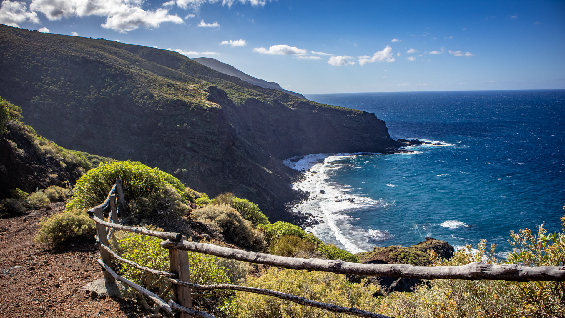 Der Wanderweg zur Playa de Callejoncito an der Nordküste La Palmas